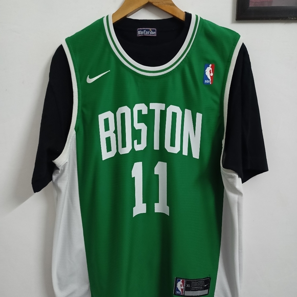 NBA Boston Celtics Nike Kyrie Irving Jersey - Green - Picture 2 of 7